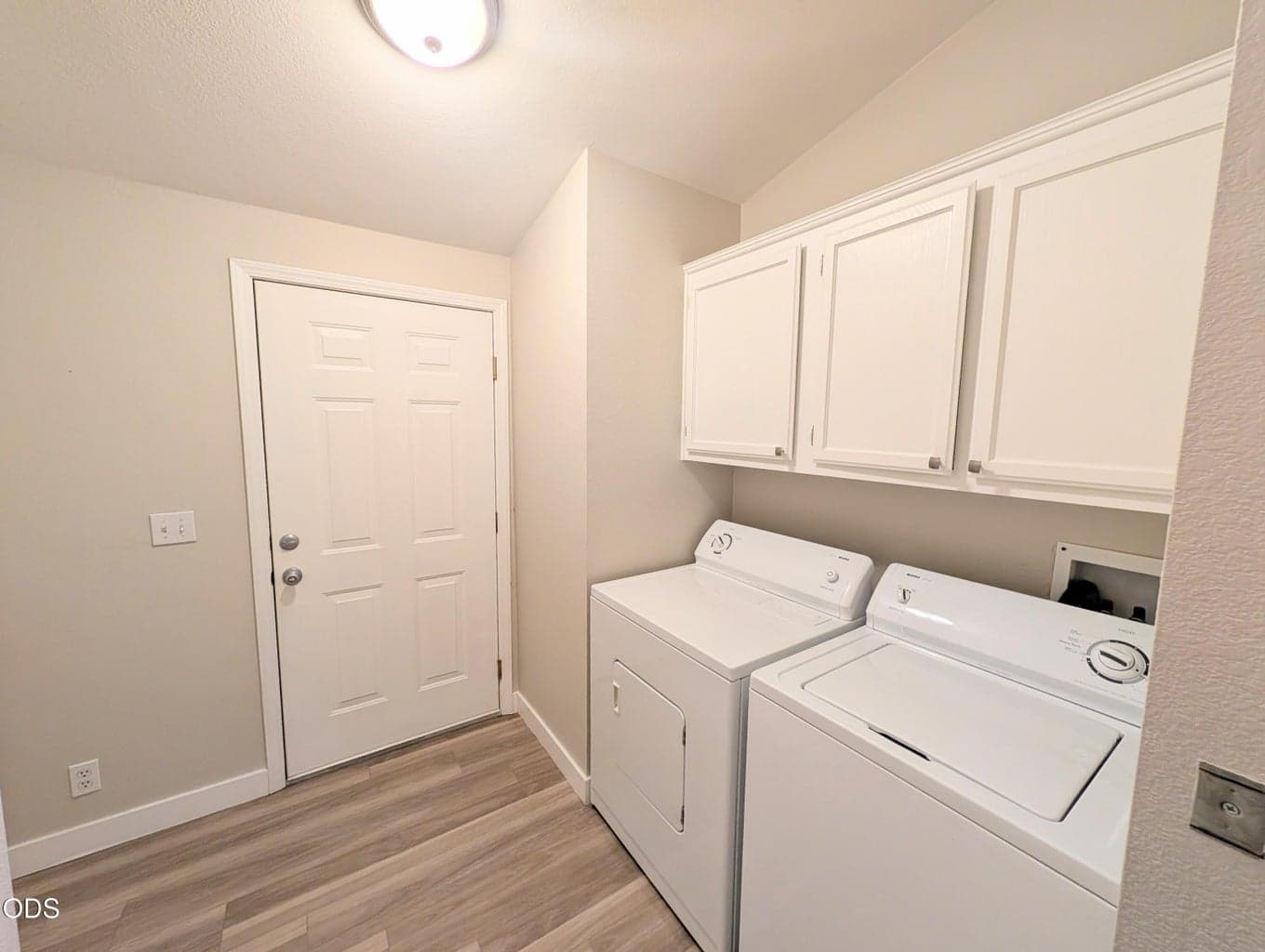 Photo of 1188 NE 27th Street 16 of 17