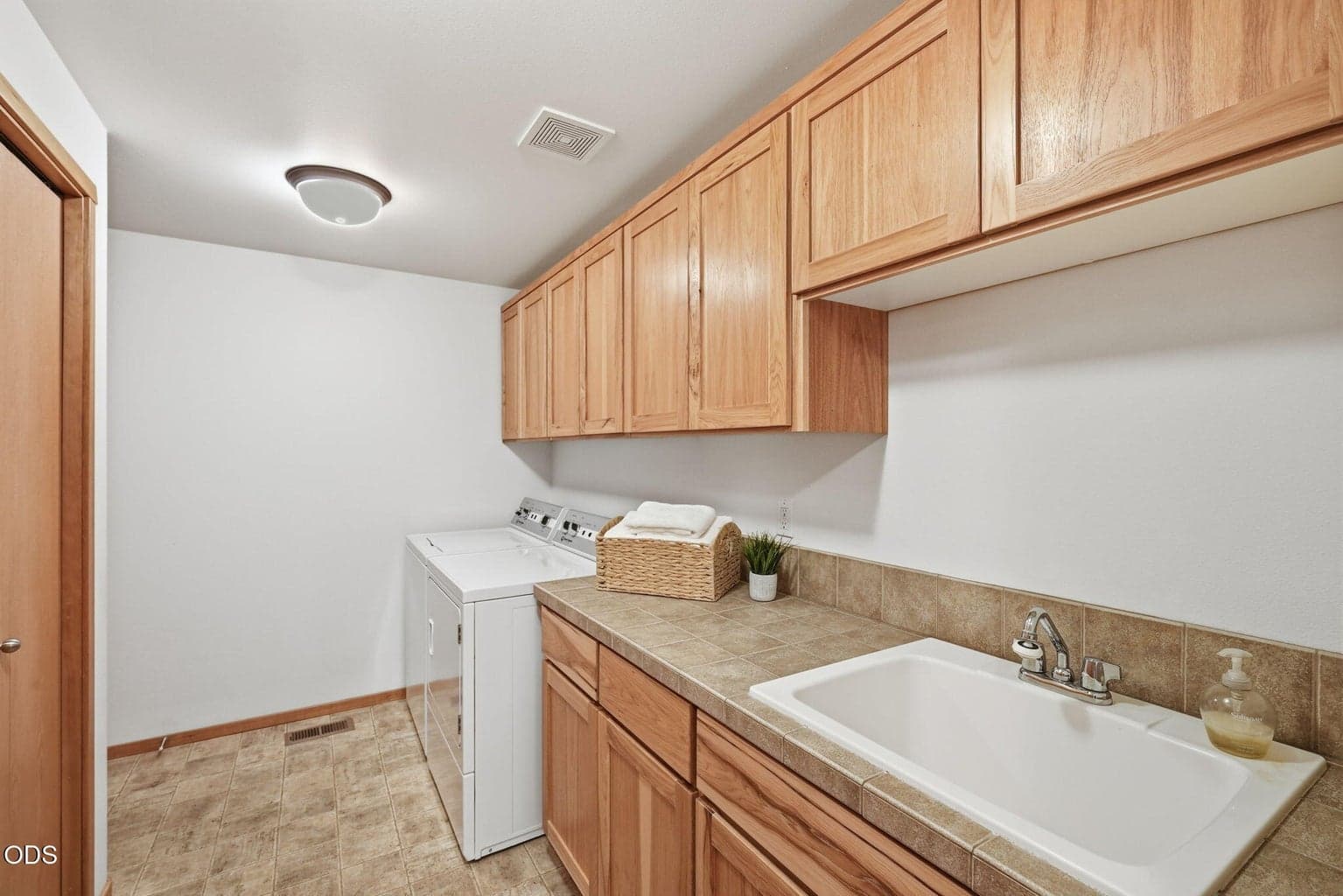 Photo of 61375 Brianne Place 20 of 32