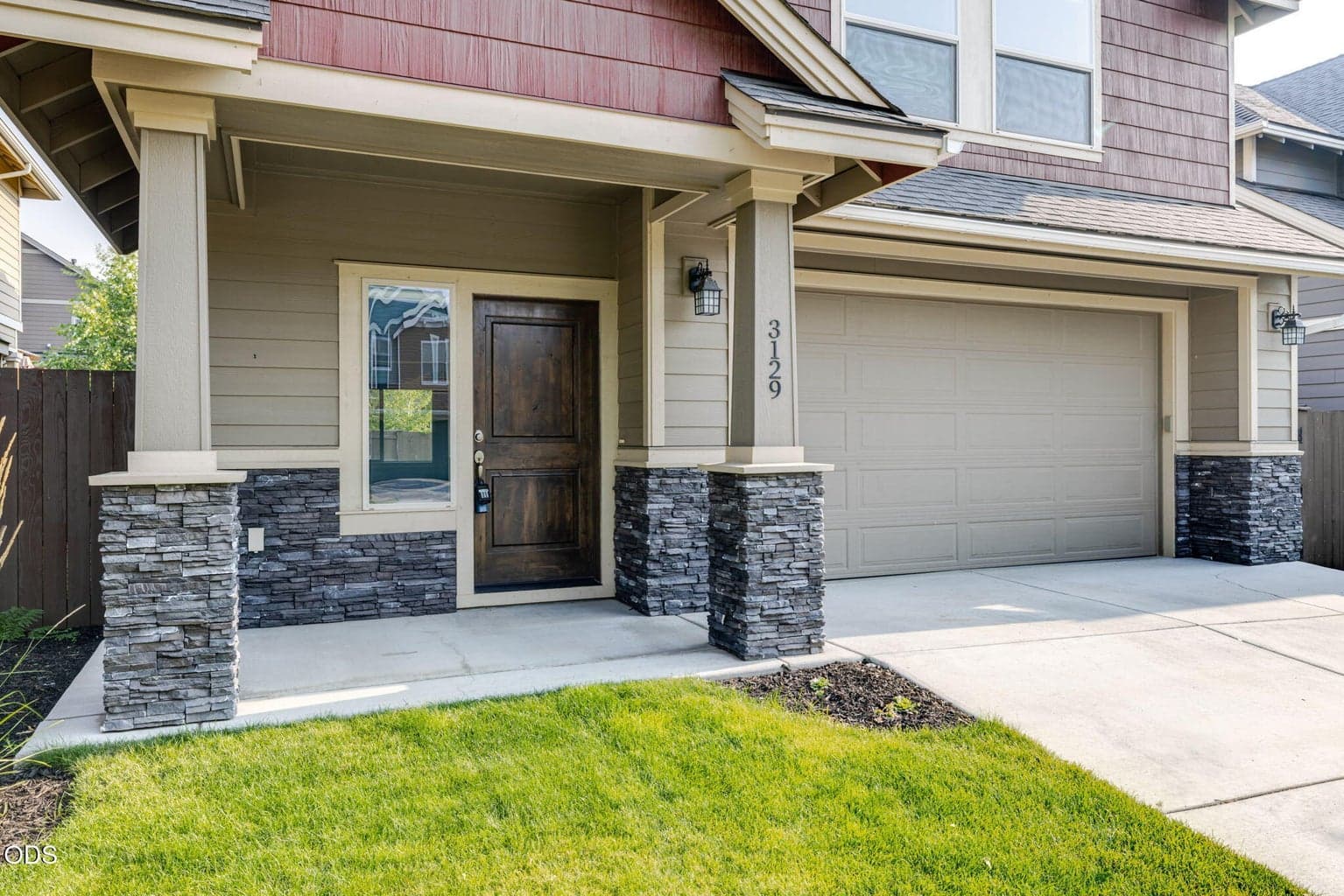 Photo of 3129 Flagstone 3 of 51