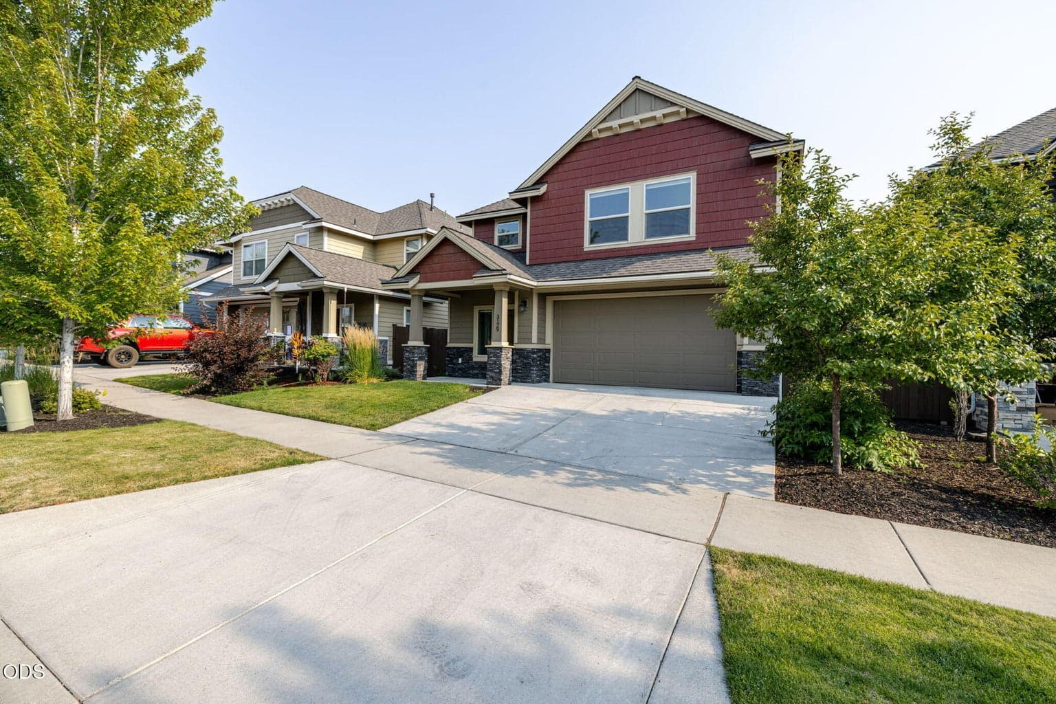 Photo of 3129 Flagstone 2 of 51