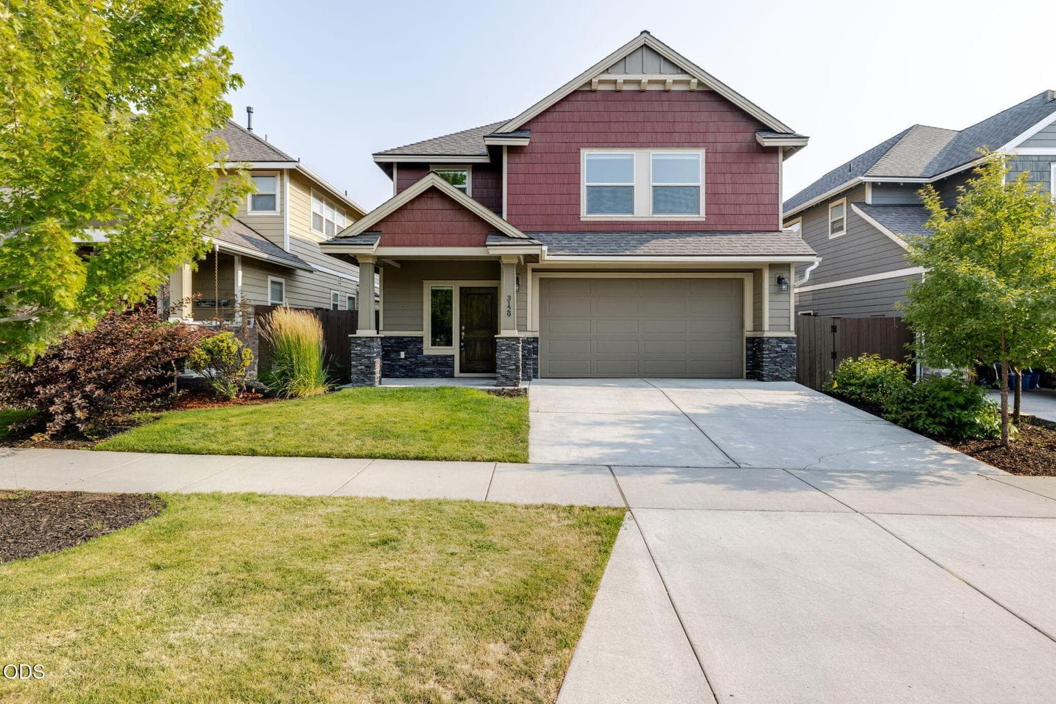 Photo of 3129 Flagstone 1 of 51