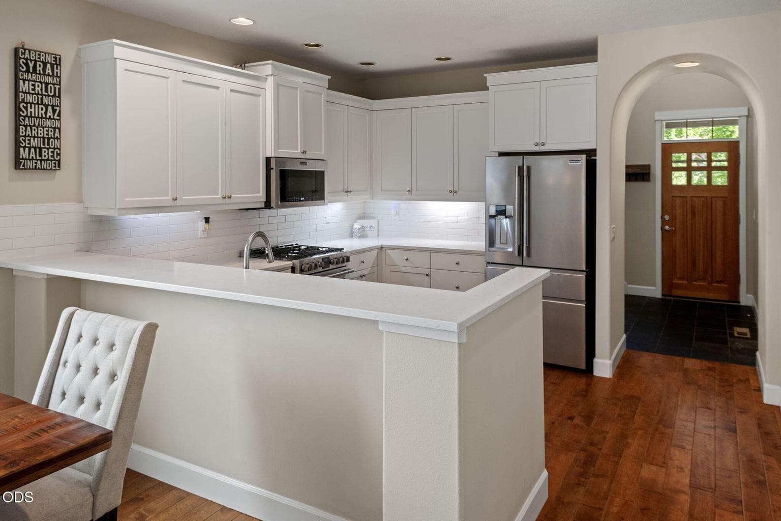 Photo of 61202 Dayspring Drive 4 of 29