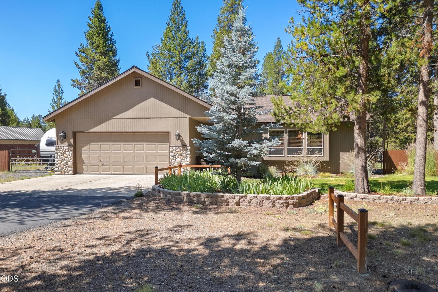 Photo of 55350 Gross Drive 1 of 45