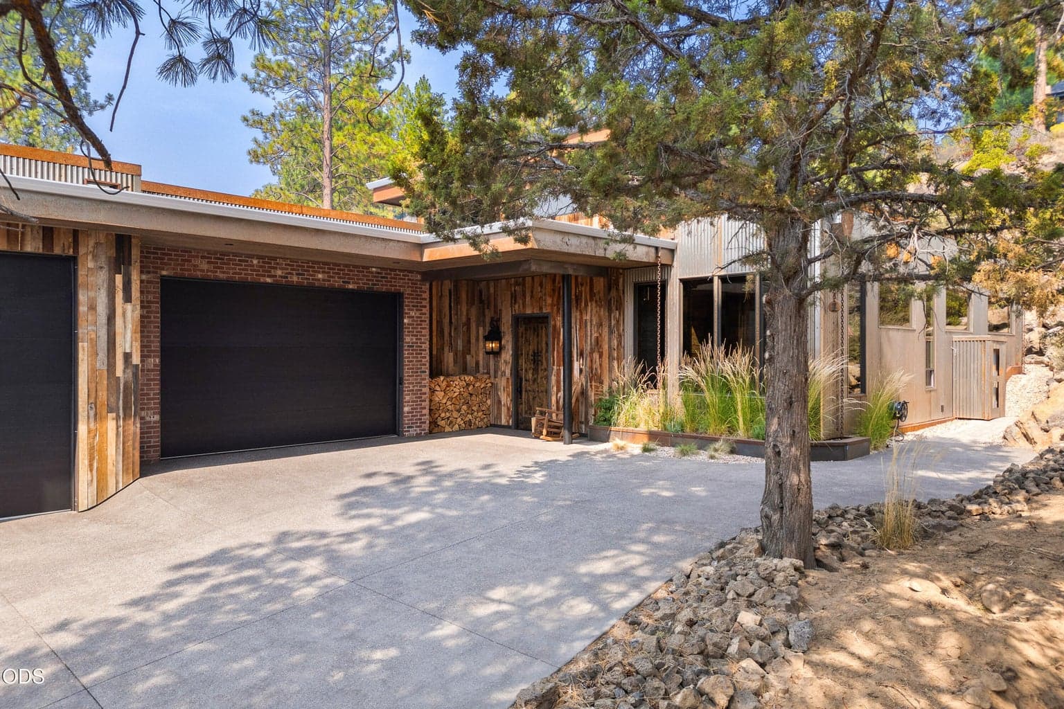 Photo of 19476 Century Drive 5 of 91