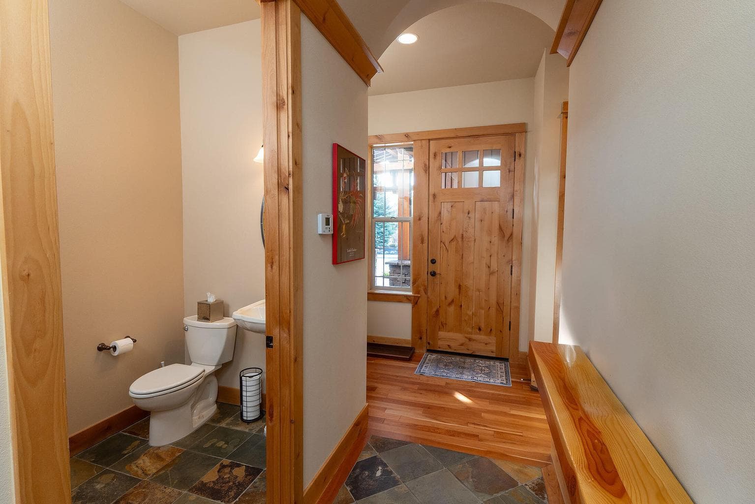 Photo of 961 SW Vantage Point Way 5 of 36