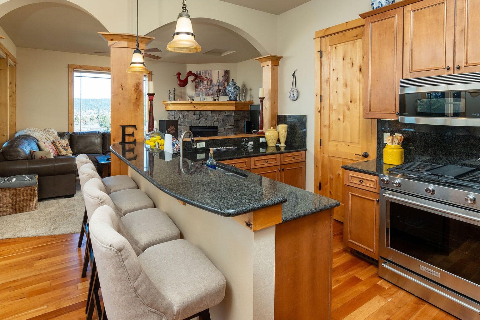 Photo of 961 SW Vantage Point Way 12 of 36