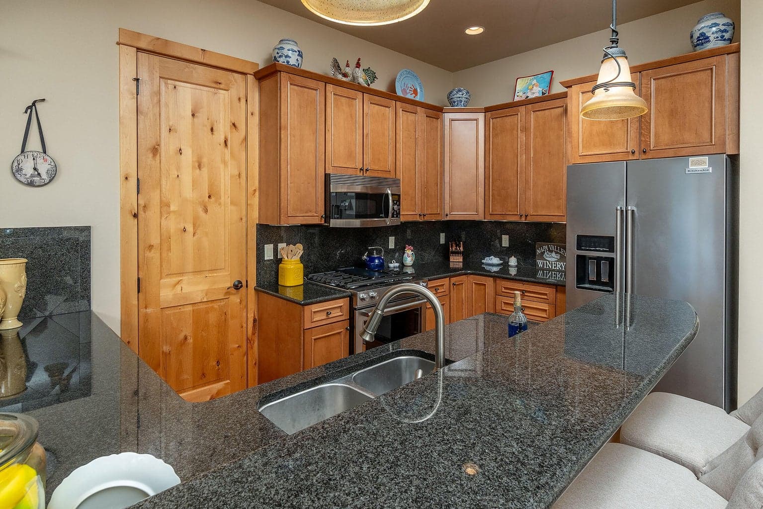 Photo of 961 SW Vantage Point Way 13 of 36