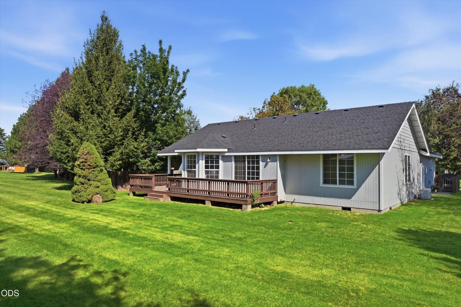 Photo of 3389 NE Stonebrook Loop 38 of 52