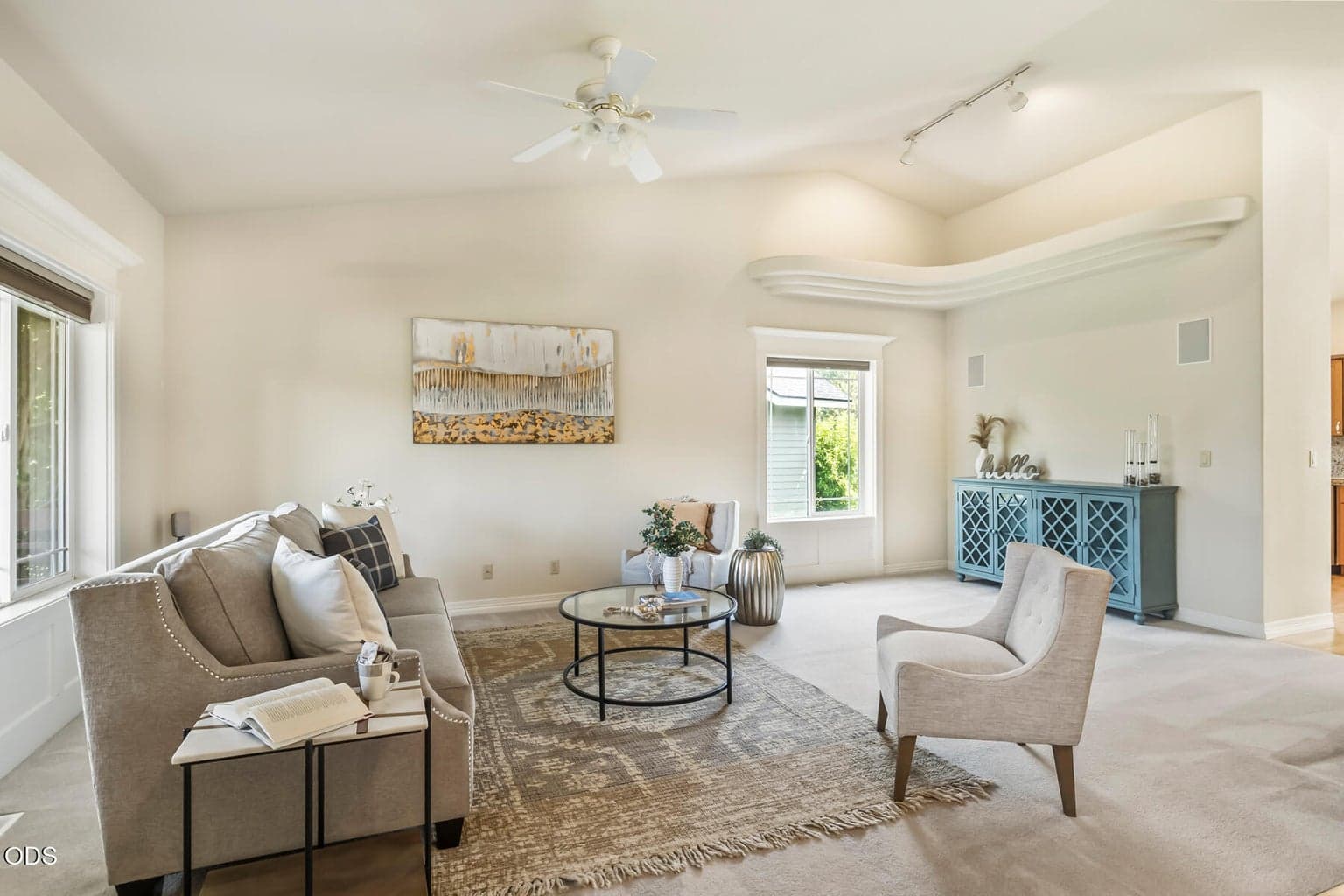 Photo of 63364 NE Brightwater Drive 10 of 42