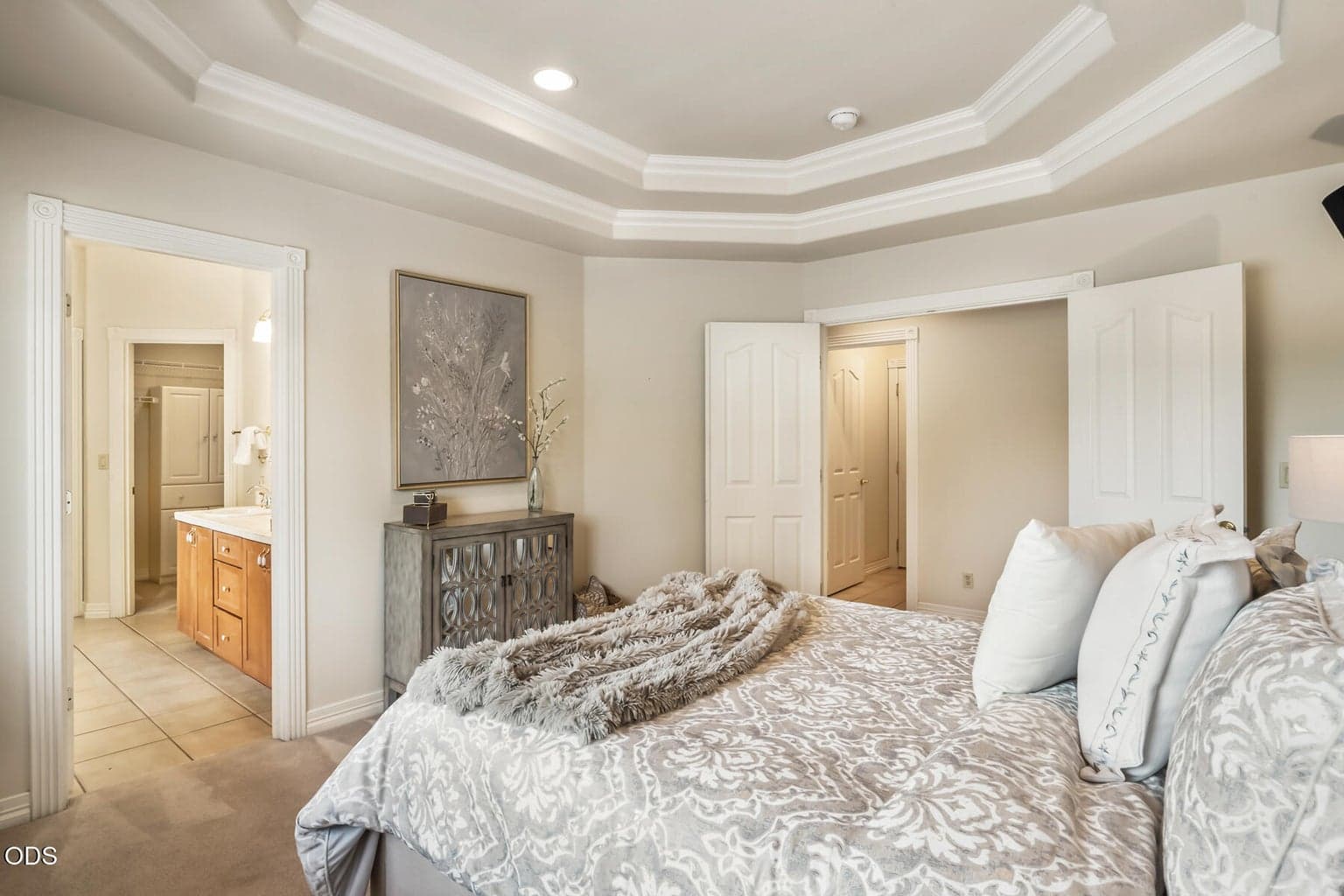 Photo of 63364 NE Brightwater Drive 25 of 42