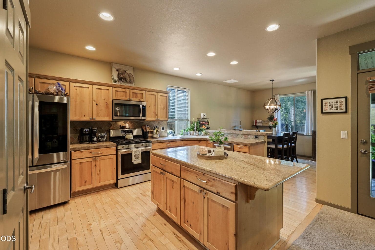 Photo of 21183 Ritz Place 4 of 37