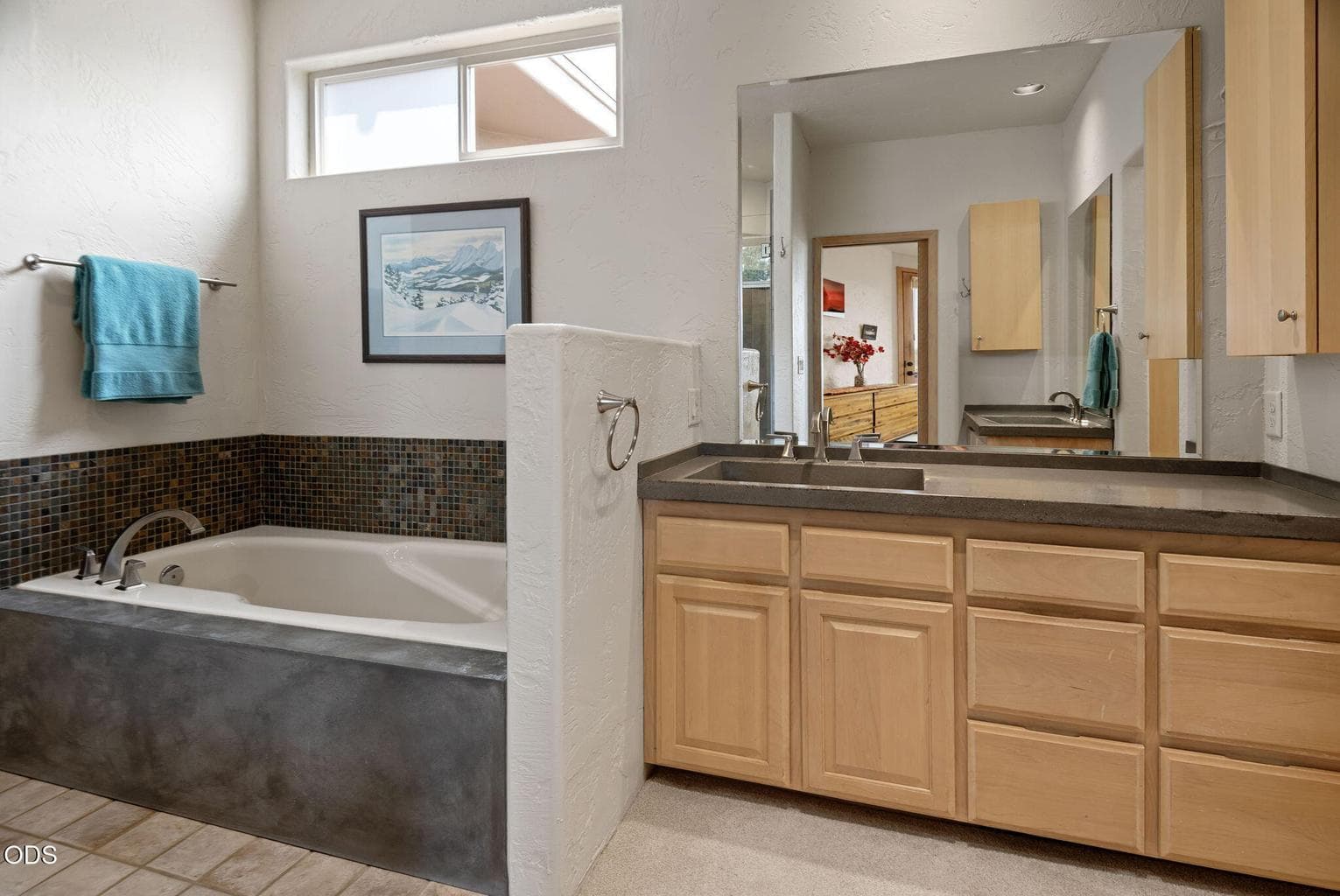 Photo of 61345 Mountain Breezes Court 17 of 42