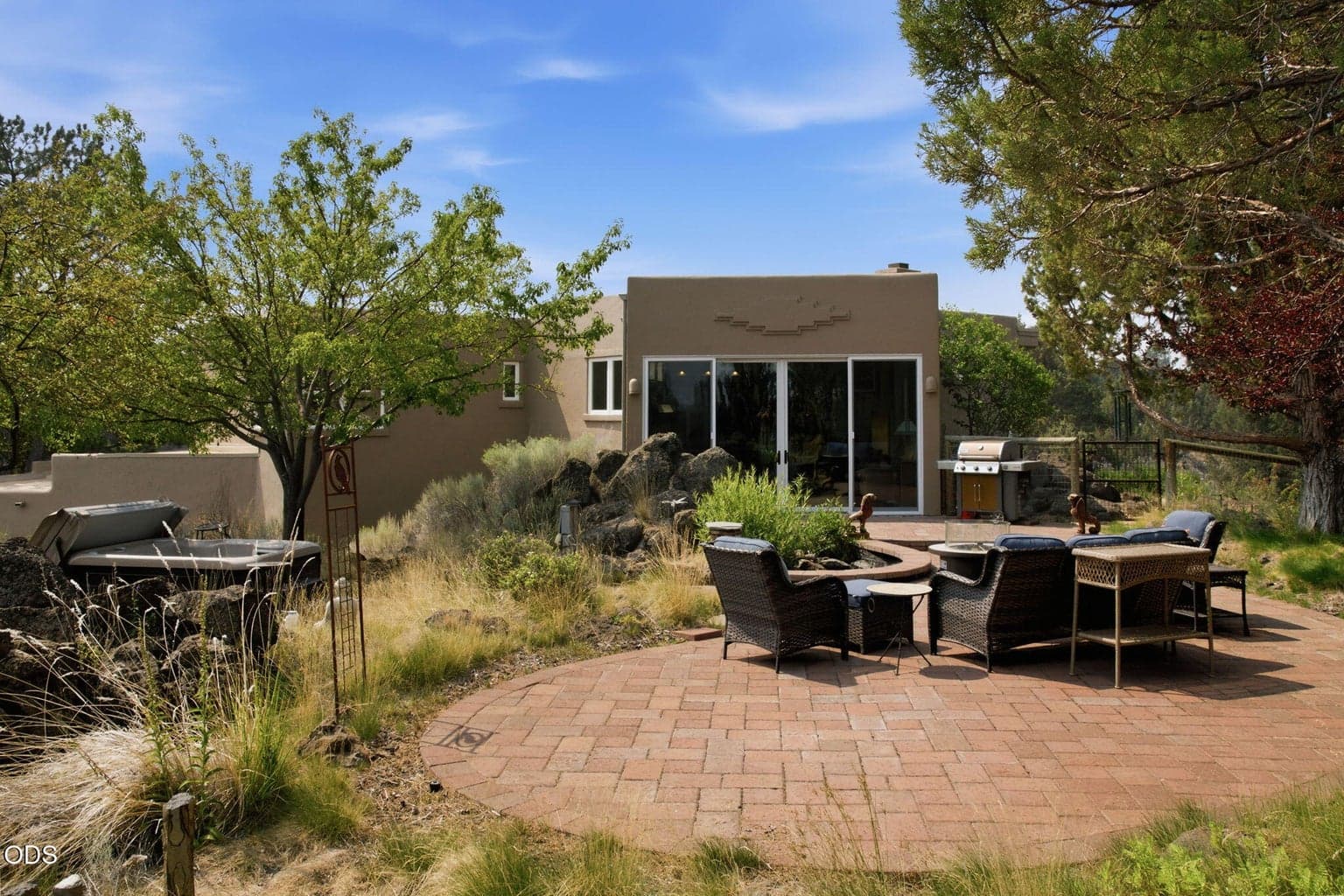 Photo of 61345 Mountain Breezes Court 28 of 42
