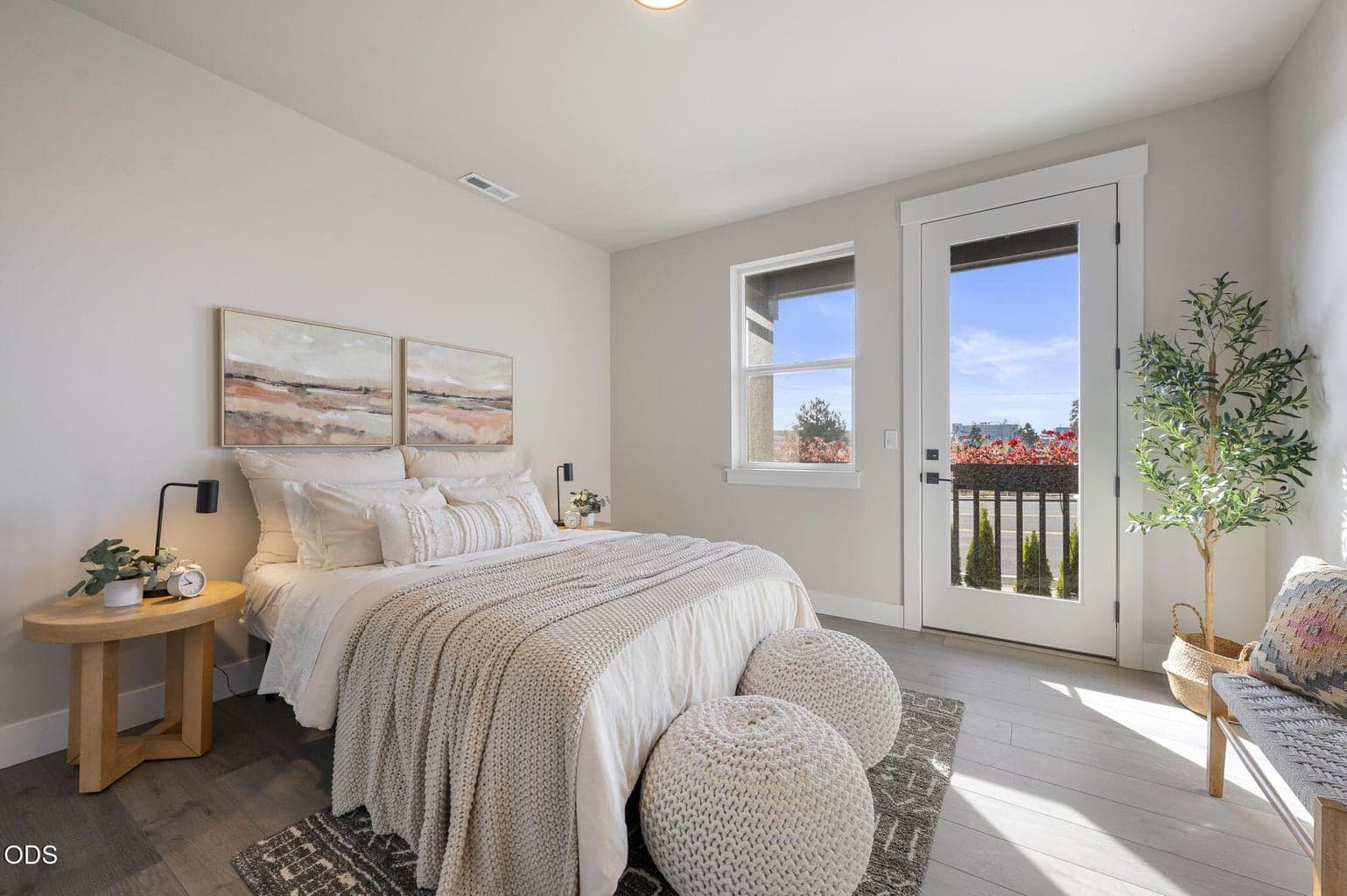 Photo of 20556 NE Empire Avenue 13 of 36