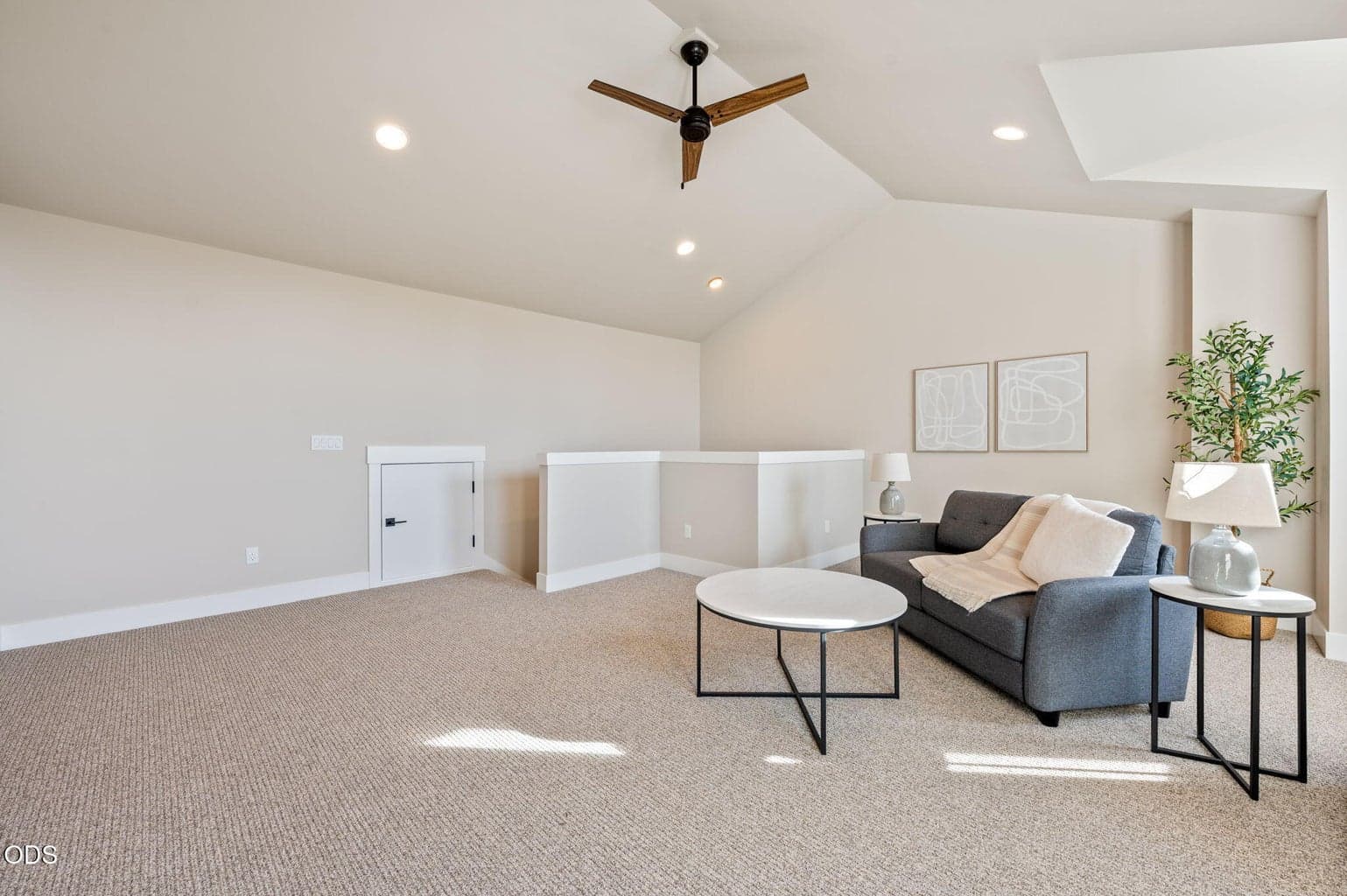Photo of 20556 NE Empire Avenue 29 of 36