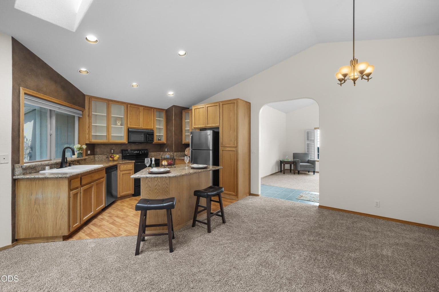Photo of 2124 NE Carrie Lane 12 of 39