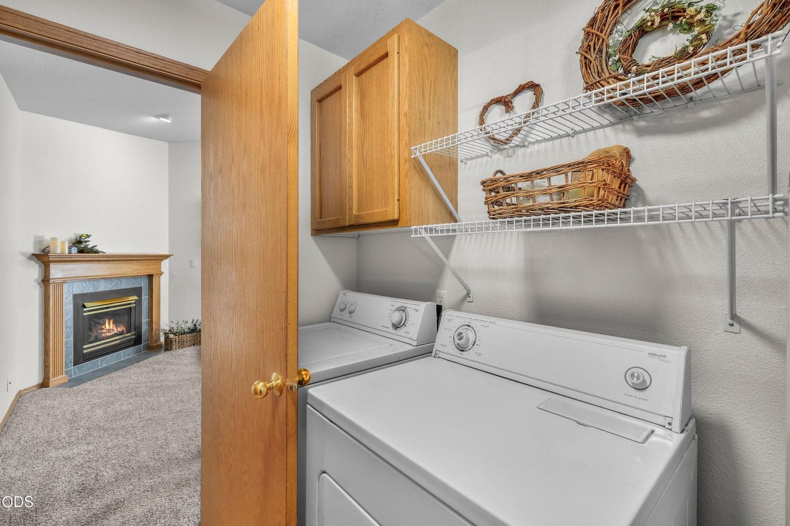 Photo of 2124 NE Carrie Lane 21 of 39