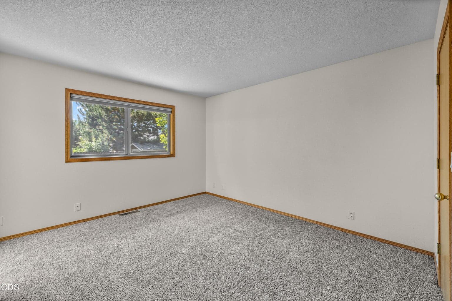 Photo of 2124 NE Carrie Lane 29 of 39