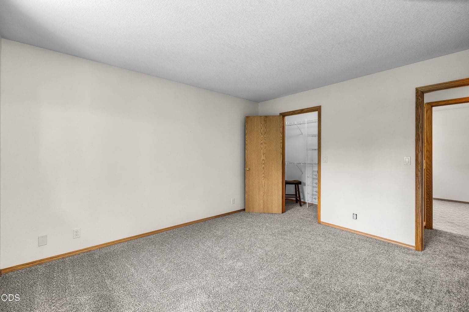 Photo of 2124 NE Carrie Lane 30 of 39