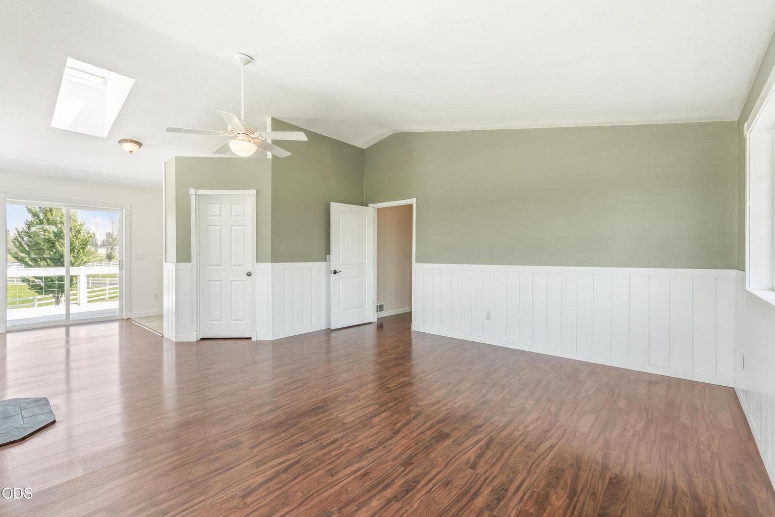 Photo of 7070 NE Juniper Ridge Road 17 of 49