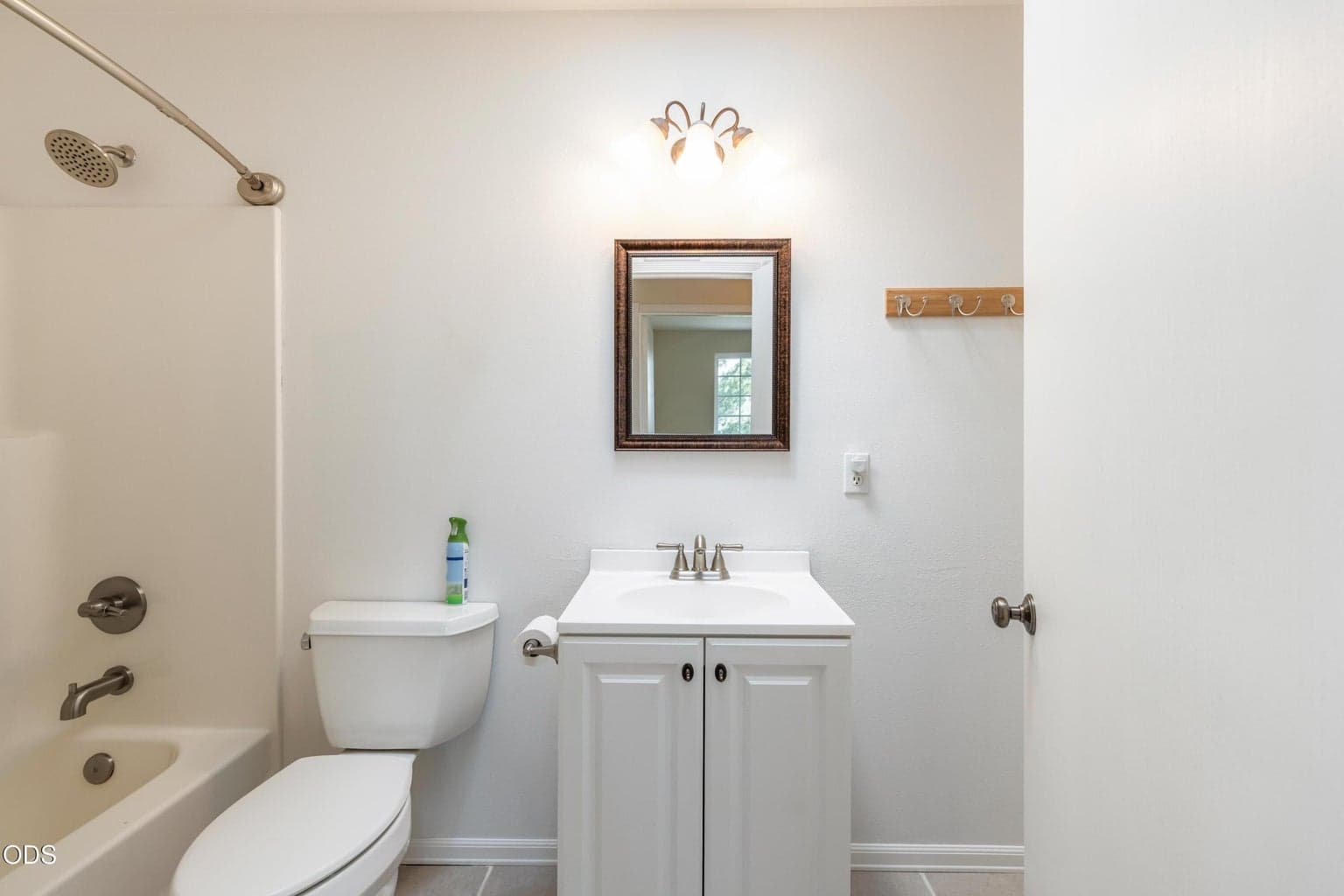 Photo of 7070 NE Juniper Ridge Road 27 of 49