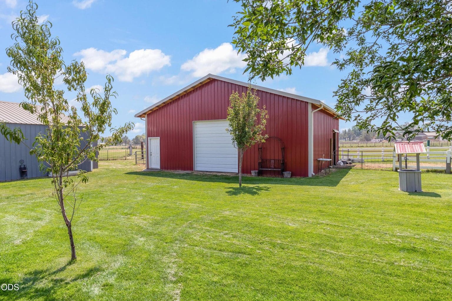 Photo of 7070 NE Juniper Ridge Road 30 of 49