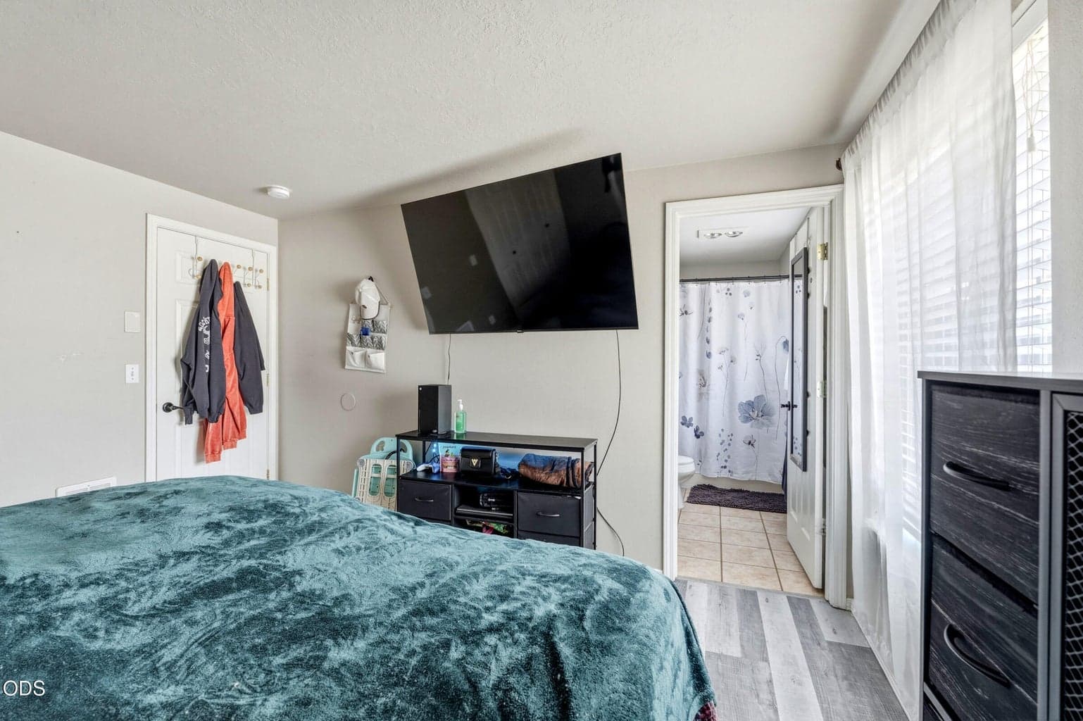 Photo of 709 SW Lorraine Drive 20 of 35