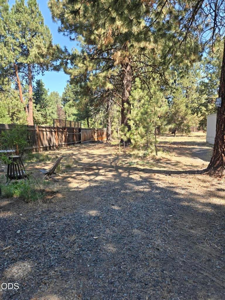 Photo of 60444 Pocahontas Lane 1 of 12