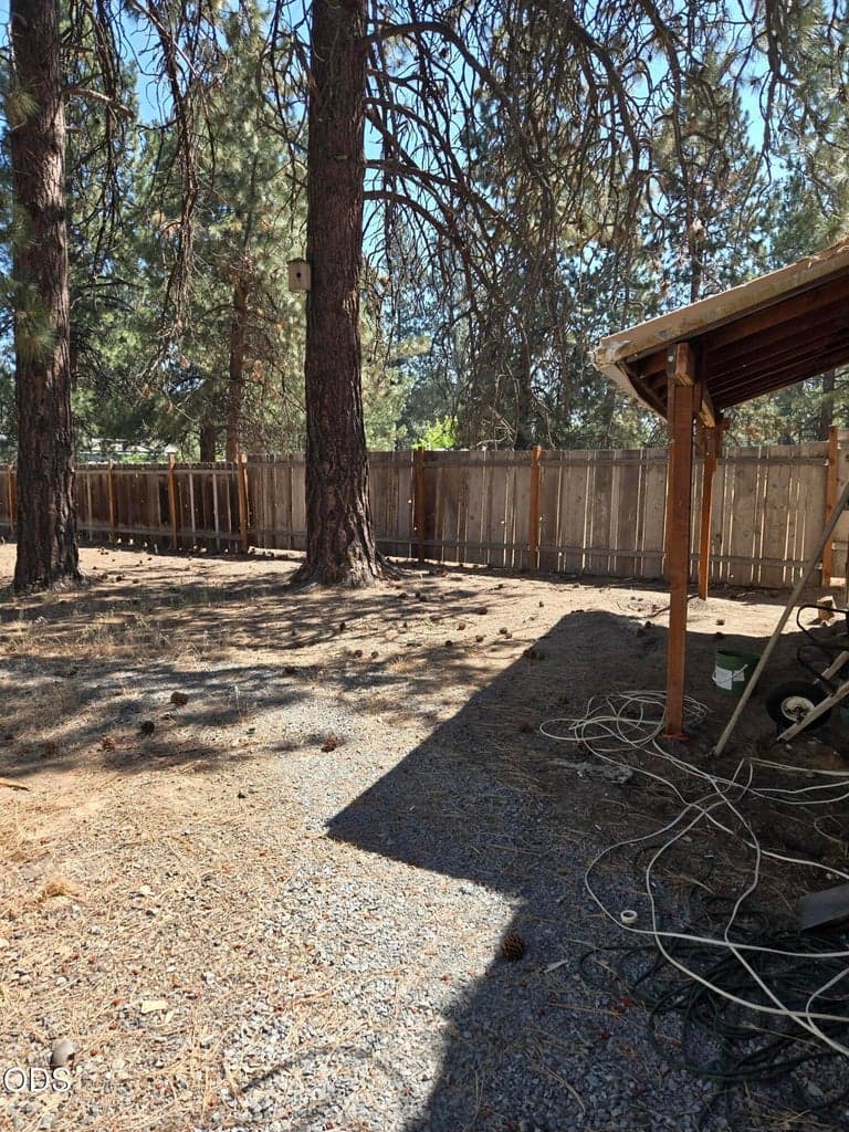 Photo of 60444 Pocahontas Lane 4 of 12