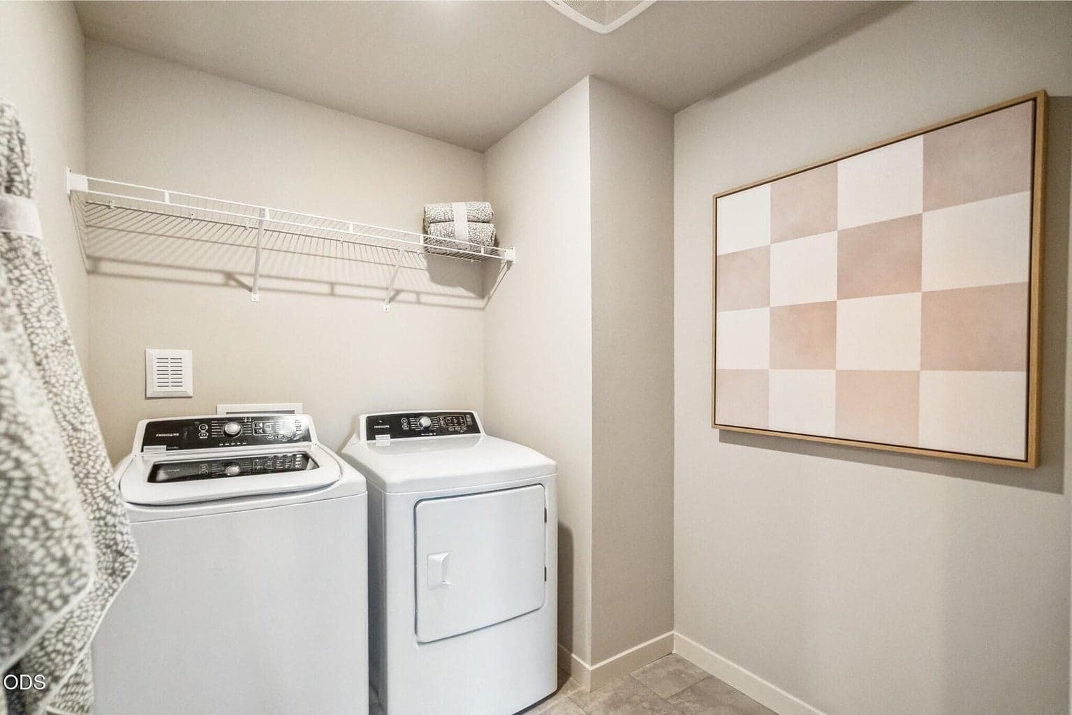 Photo of 63107 NE Henningsen Pl 10 of 27