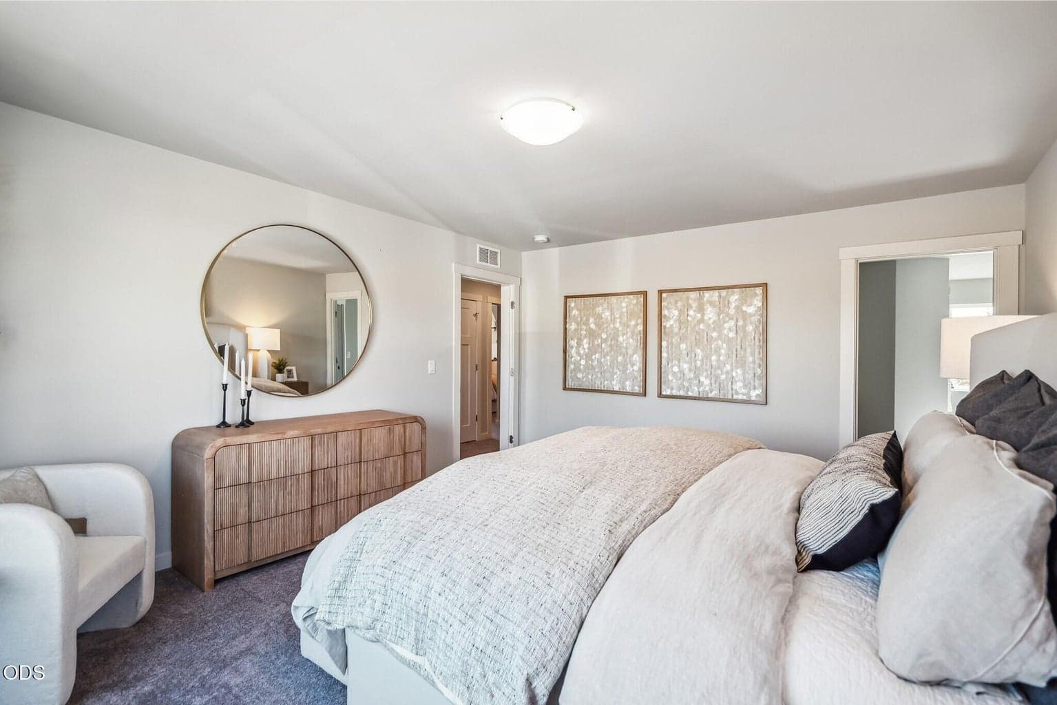 Photo of 63107 NE Henningsen Pl 14 of 27