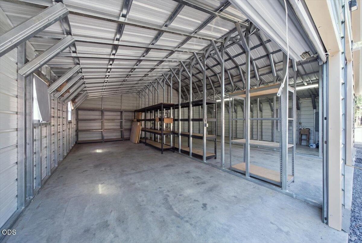 Photo of 15461 Federal Road 28 of 34