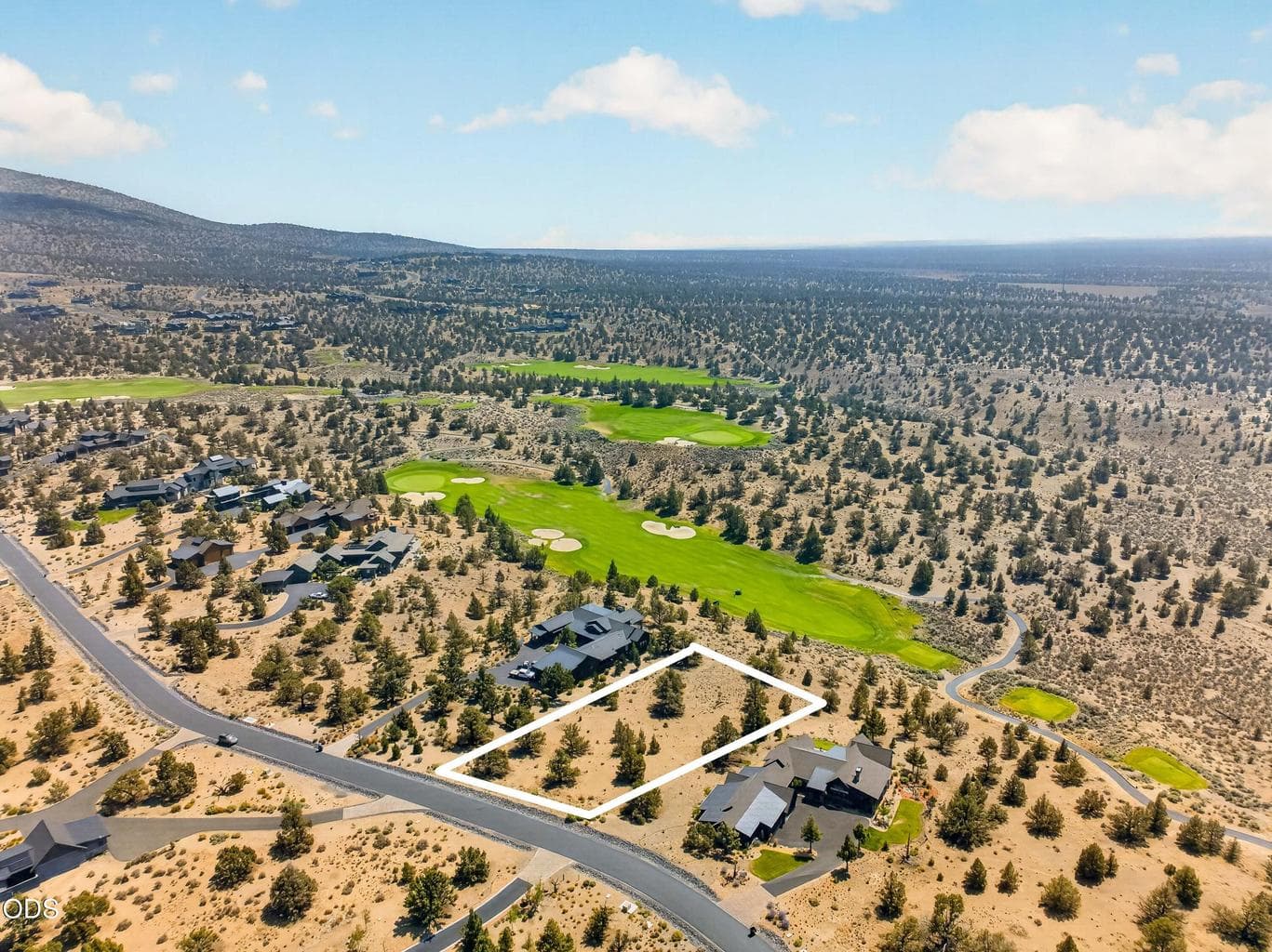 Photo of Starview Drive 4 of 18