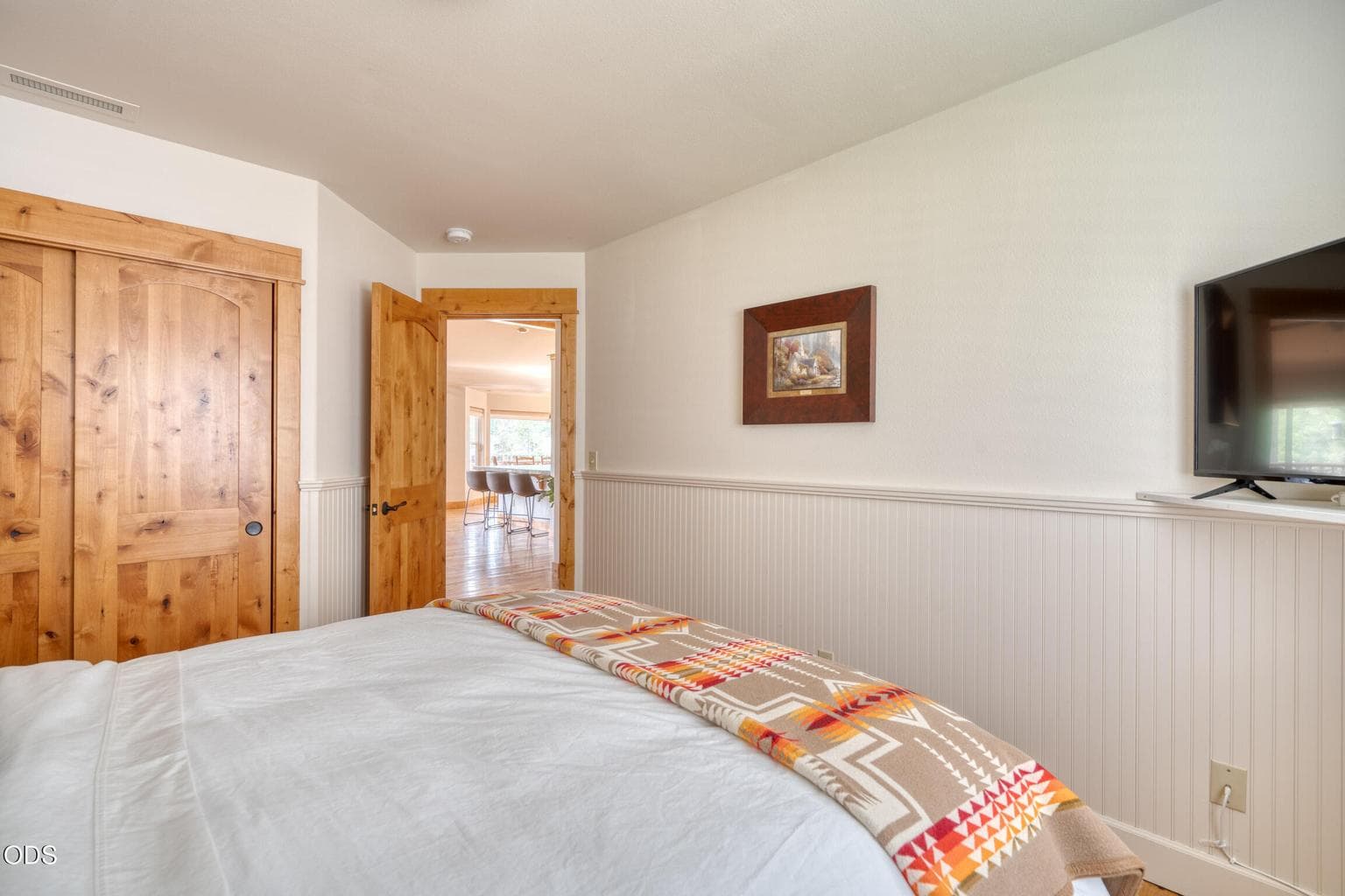 Photo of 17051 Upland Road 20 of 39