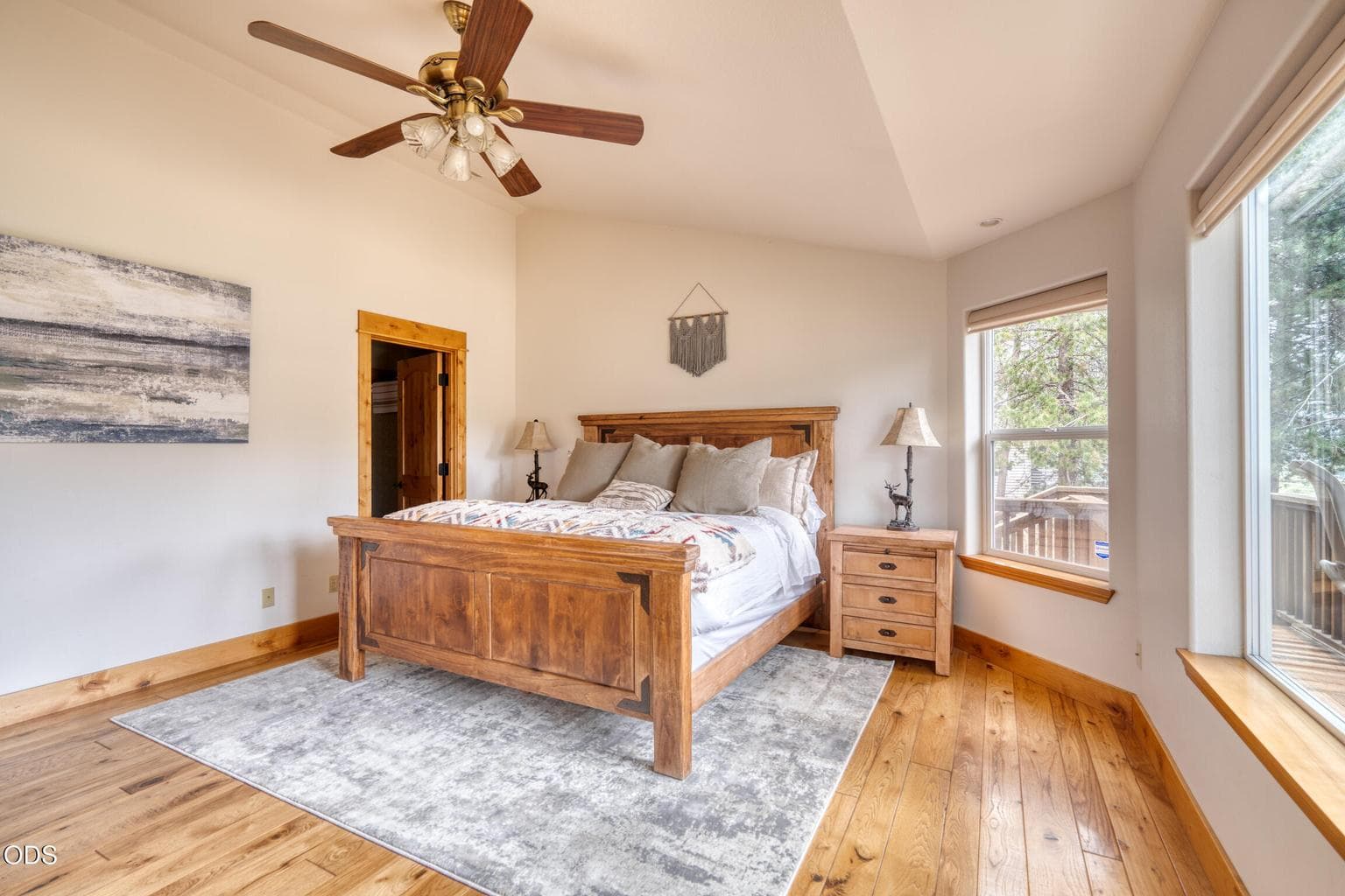 Photo of 17051 Upland Road 13 of 39