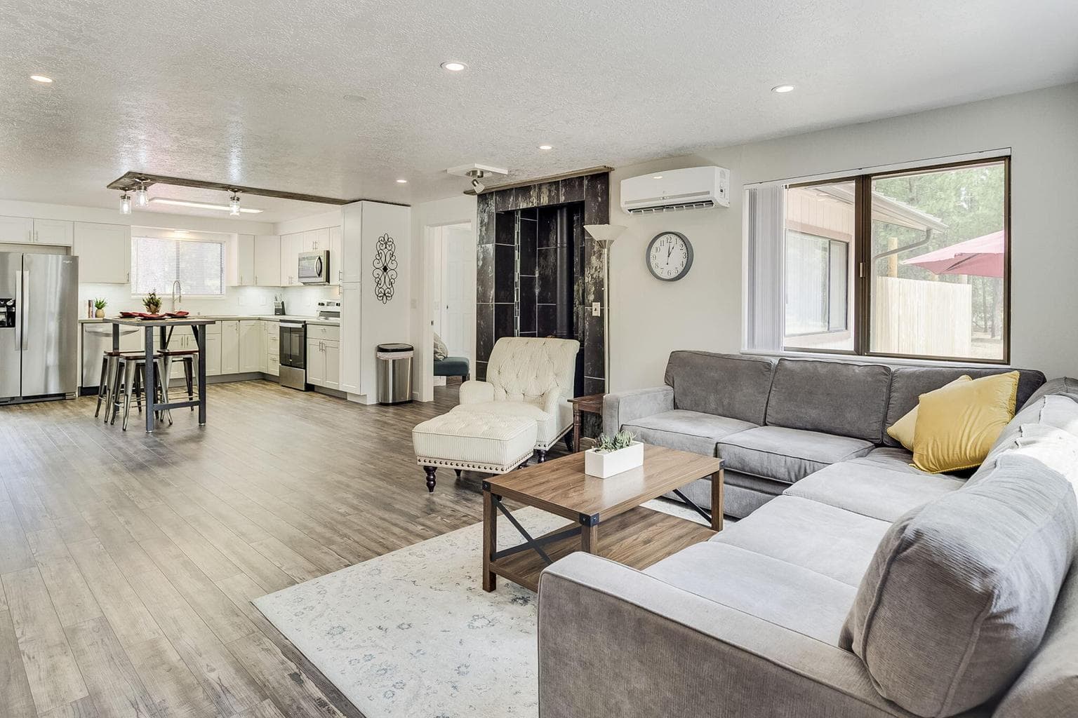 Photo of 15810 Green Forest Road 2 of 37