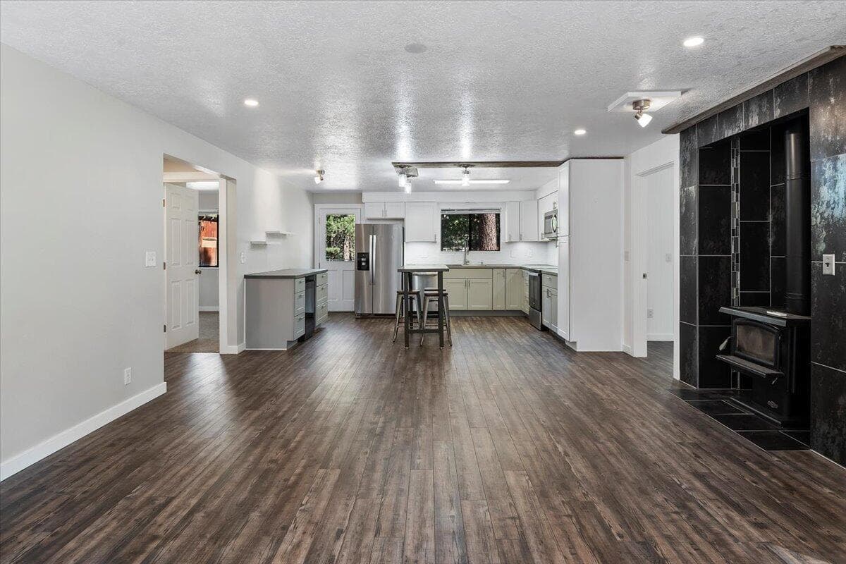 Photo of 15810 Green Forest Road 4 of 37