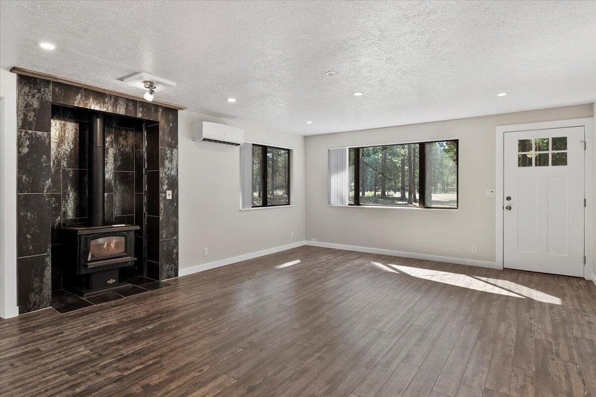 Photo of 15810 Green Forest Road 18 of 37