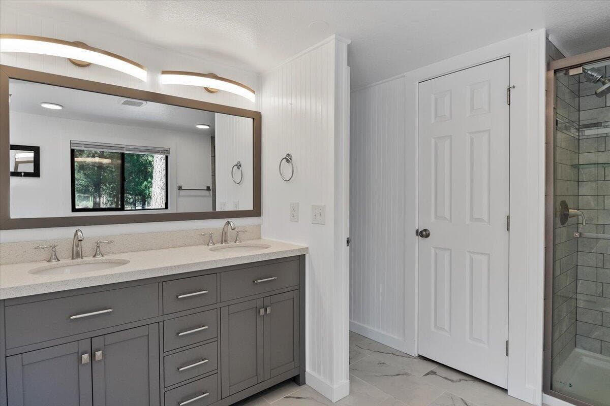 Photo of 15810 Green Forest Road 22 of 37