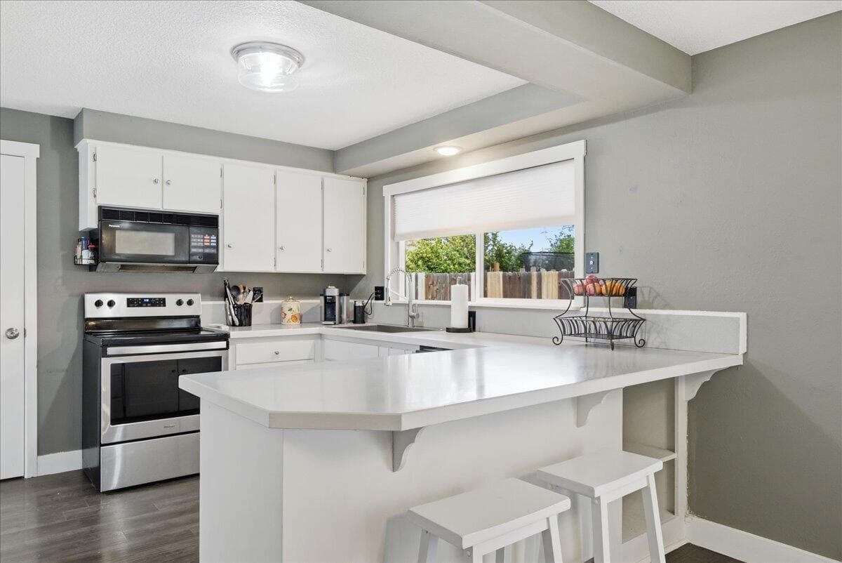 Photo of 758 NE Quimby Avenue 15 of 47