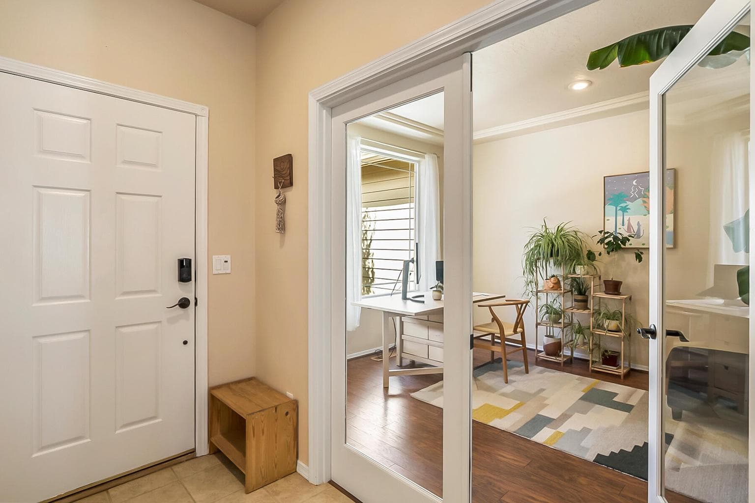 Spacious & Bright Front Office