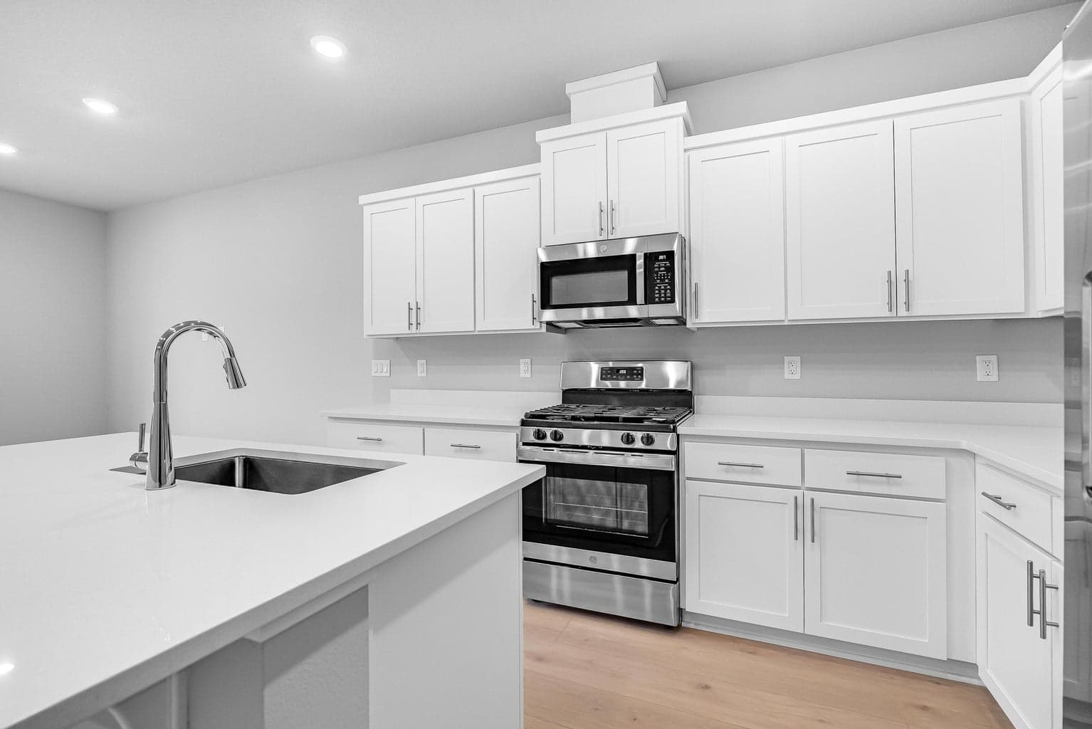 Photo of 726 NW Varnish Place 10 of 24