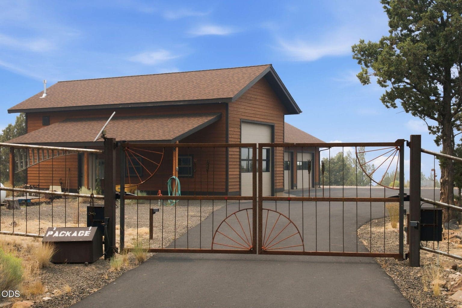 Photo of 2918 NW Century 2 of 62