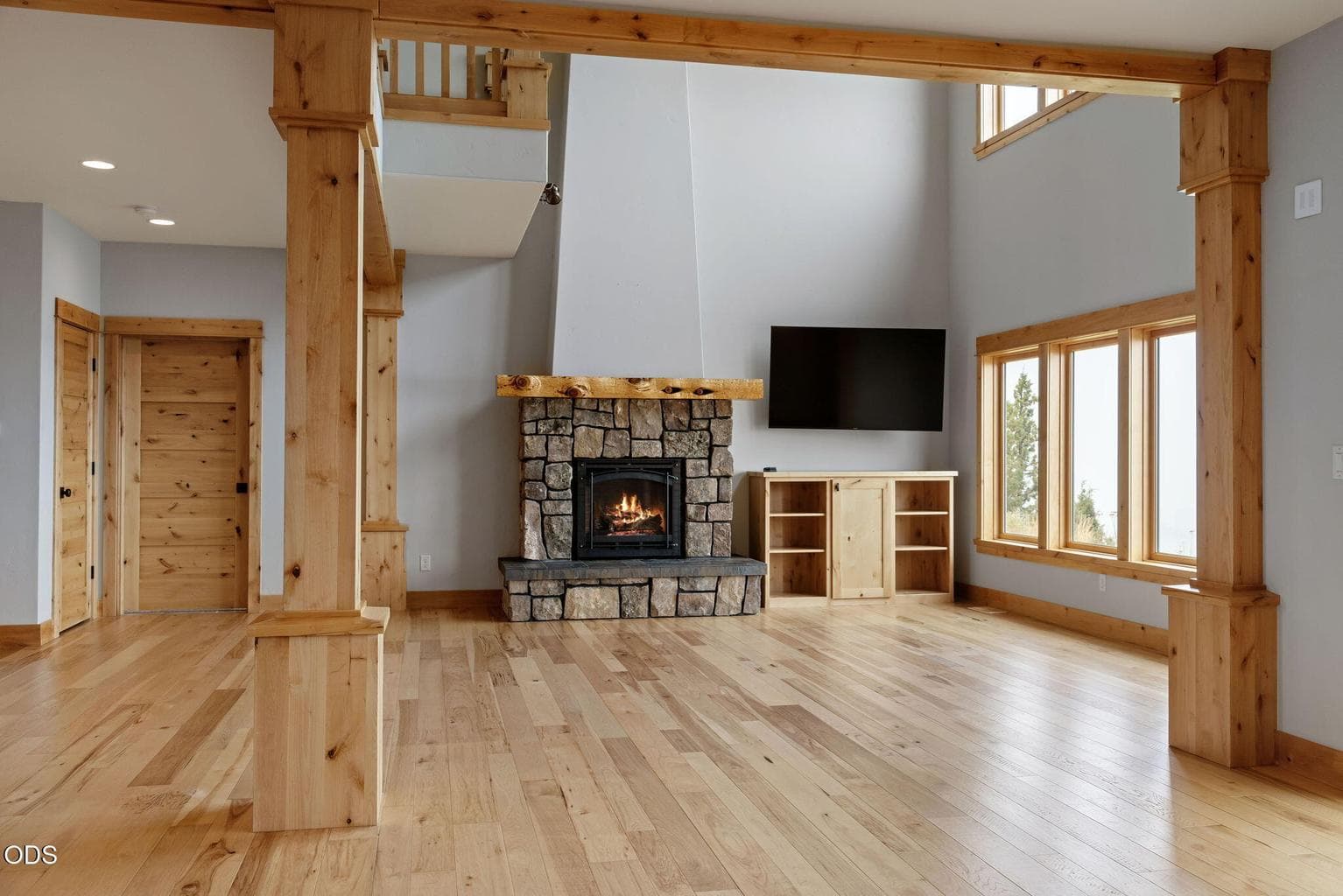 Photo of 2918 NW Century 15 of 62