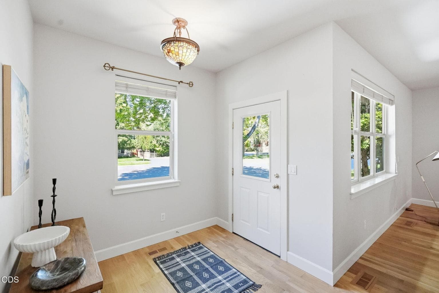 Photo of 825 NE Wiest Way 7 of 58