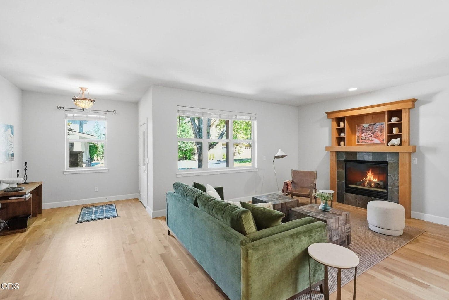 Photo of 825 NE Wiest Way 8 of 58