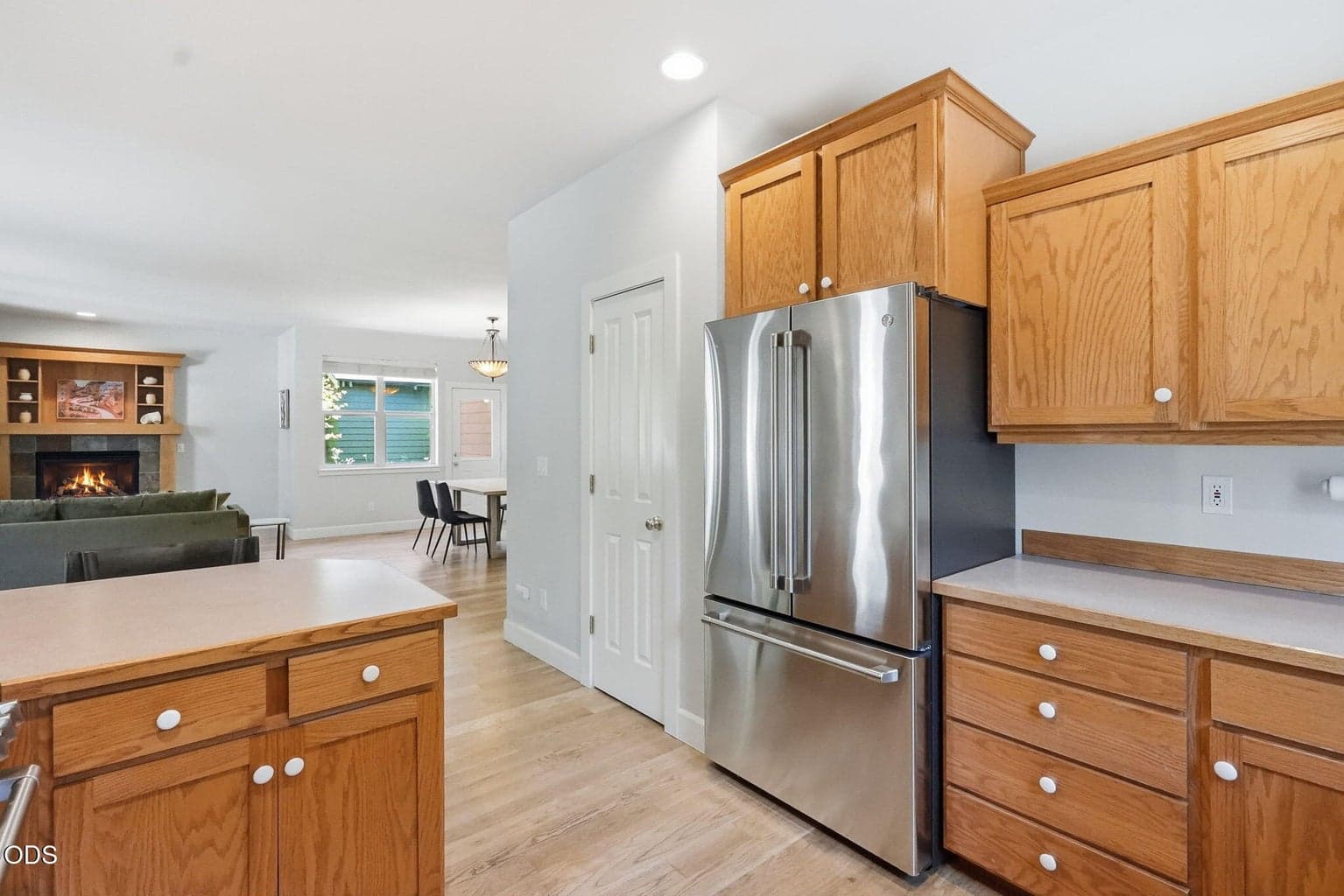 Photo of 825 NE Wiest Way 15 of 58