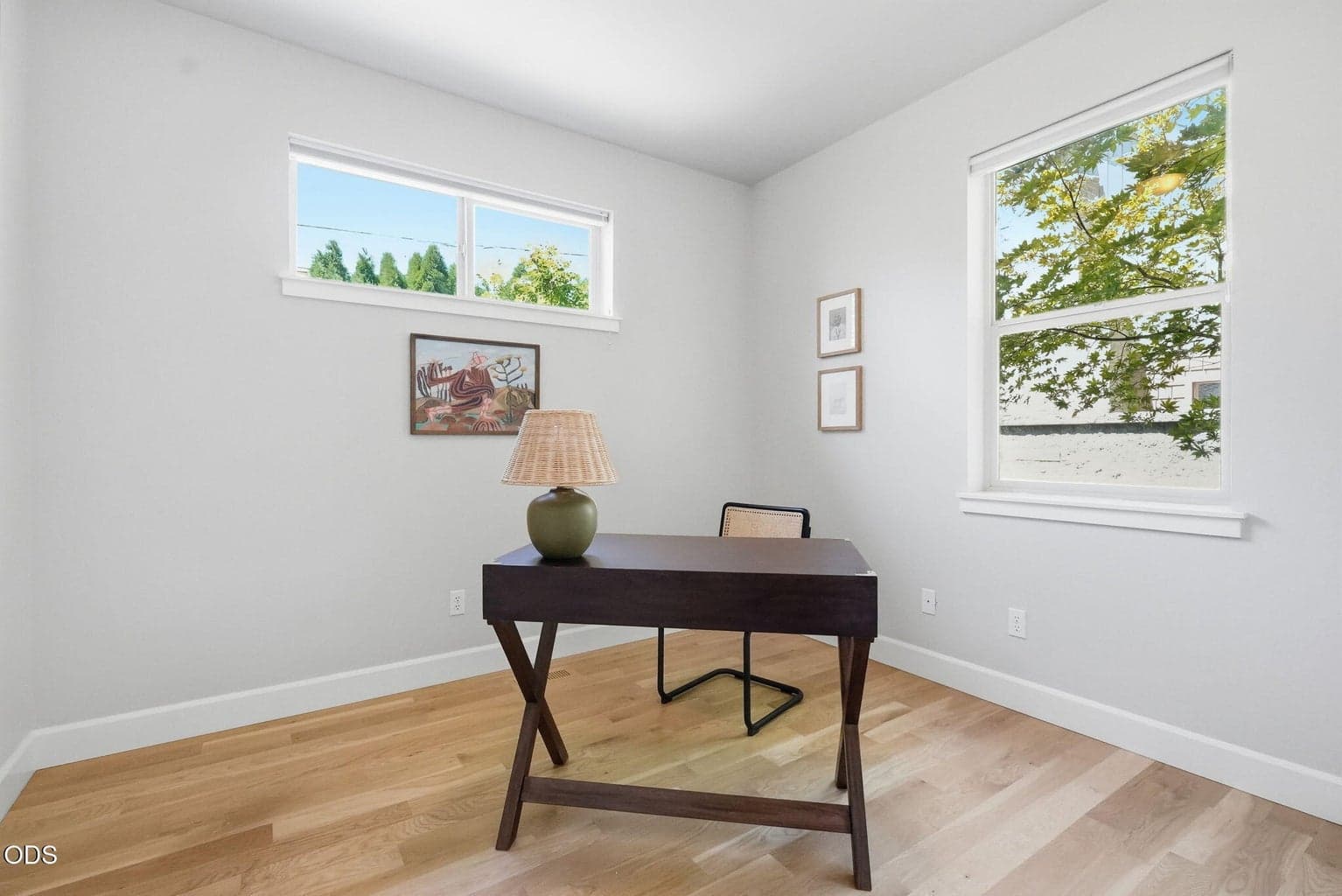 Photo of 825 NE Wiest Way 16 of 58