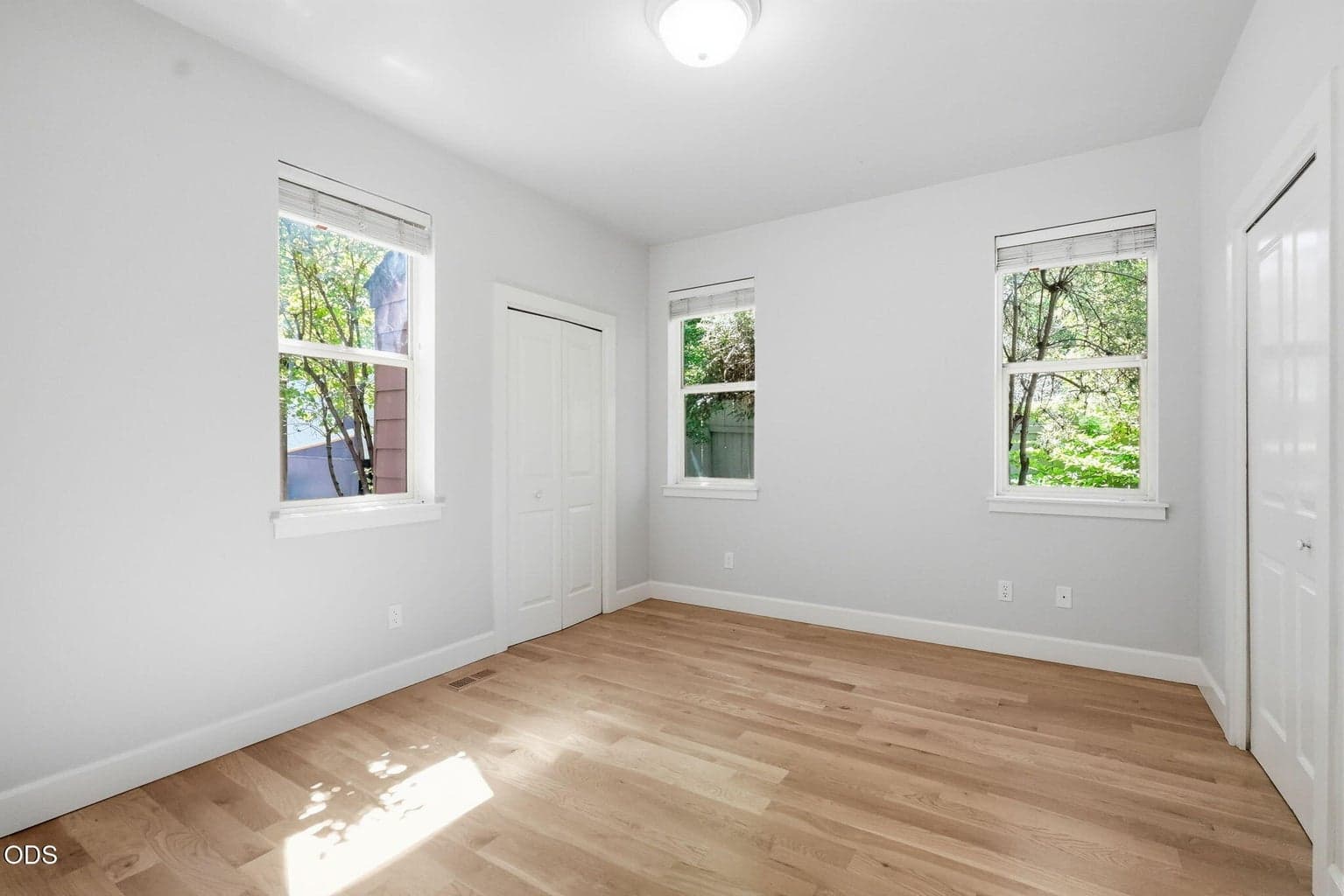 Photo of 825 NE Wiest Way 25 of 58
