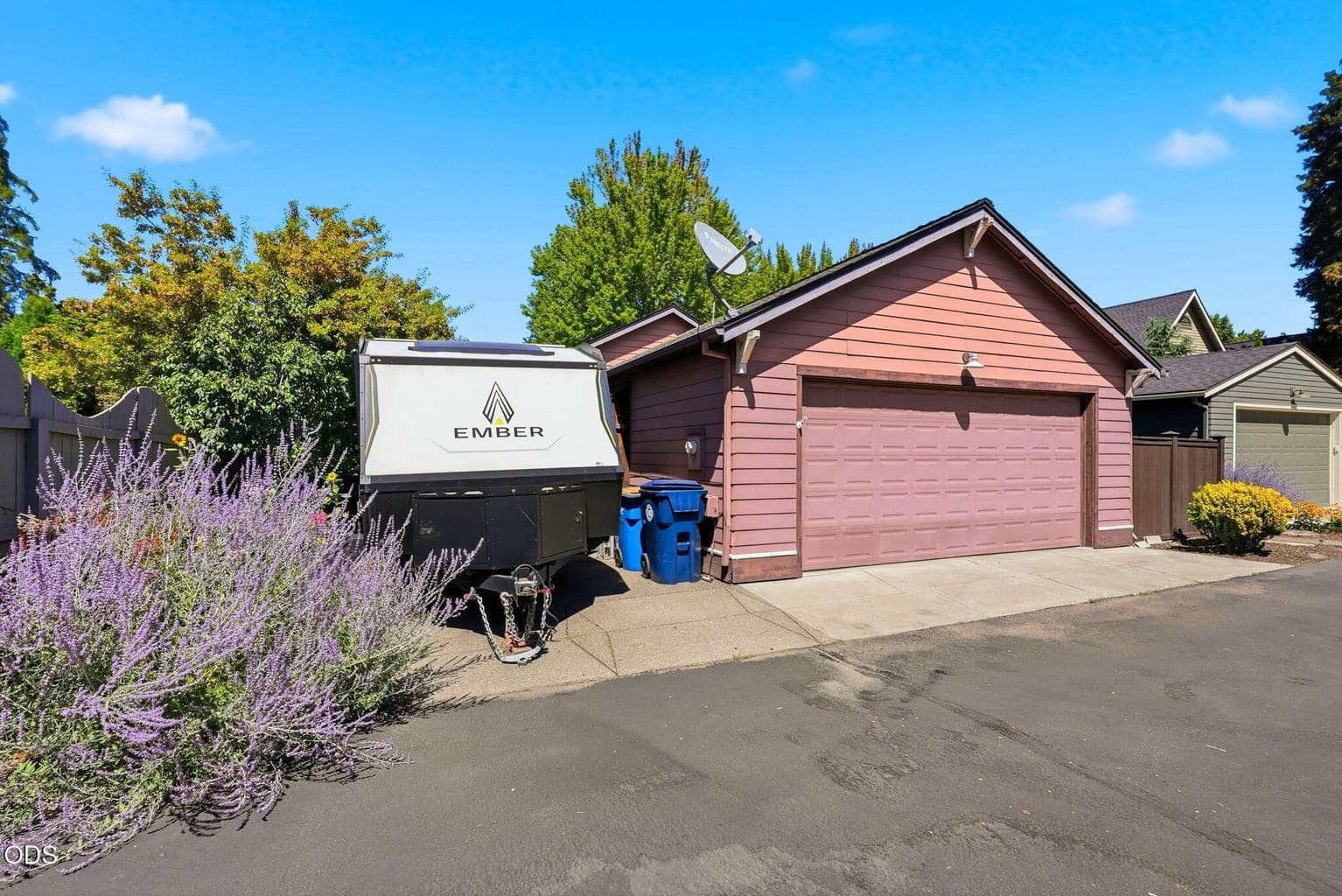 Photo of 825 NE Wiest Way 50 of 58